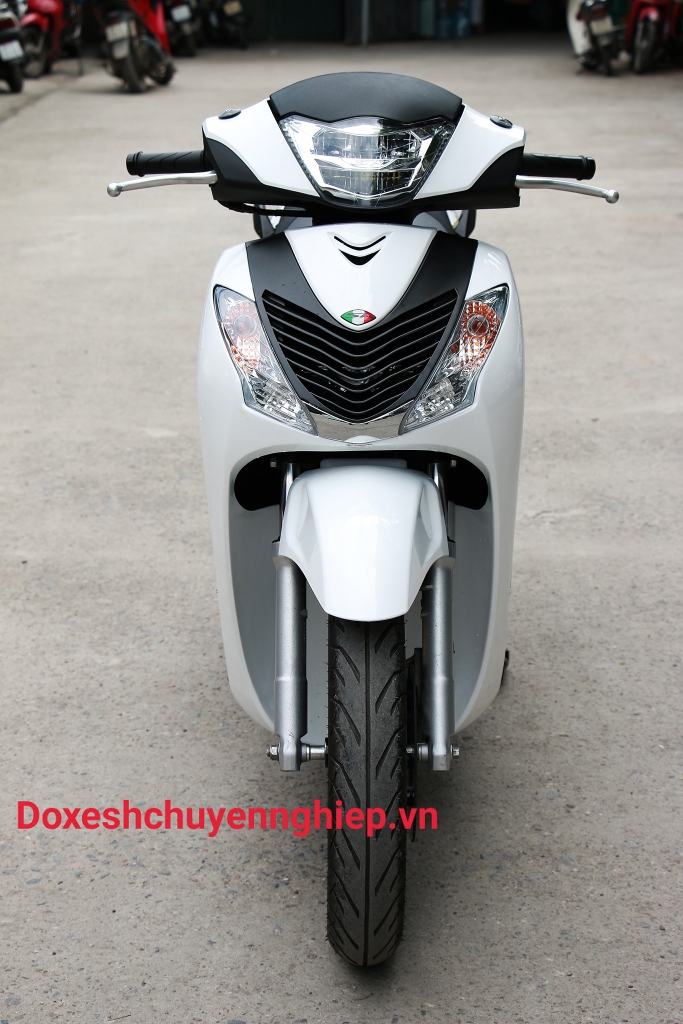 Hình ảnh xe SH Việt 125i 150i 2016 2017 độ lên giống SH nhập Italia 150i 2010 2011 với dàn nhựa SH nhập khẩu ở TP Hồ Chí Minh 7588 New Technology Training Center NTTC Education #26 Hình ảnh xe SH Việt 125i 150i 2016 2017 độ lên giống SH nhập Italia 150i 2010 2011 với dàn nhựa SH nhập khẩu ở TP Hồ Chí Minh 7588 New Technology Training Center NTTC Education
